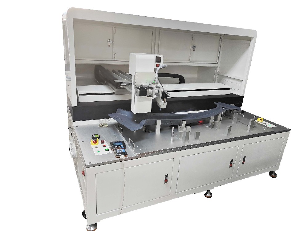 汽车零部件点胶机